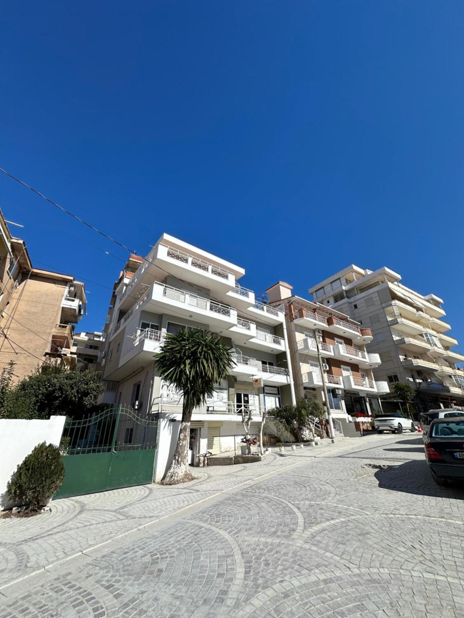 Olivias Apartments City Center Sarandë Exterior foto